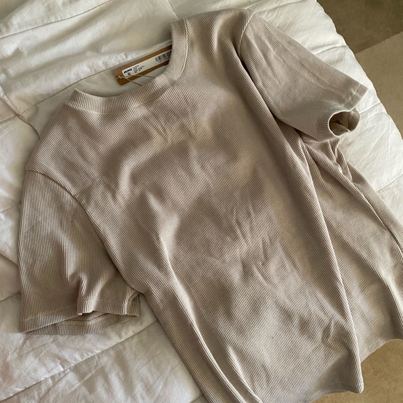 SKIMS COTTON RIB TEE NWT - Picture 2 of 3